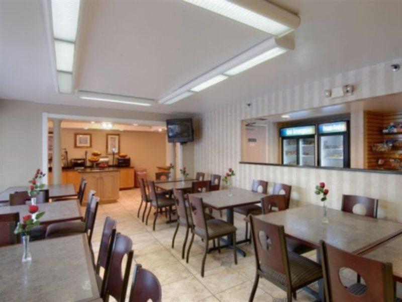 Orlando Inn Near International Drive Williamsburg Екстер'єр фото